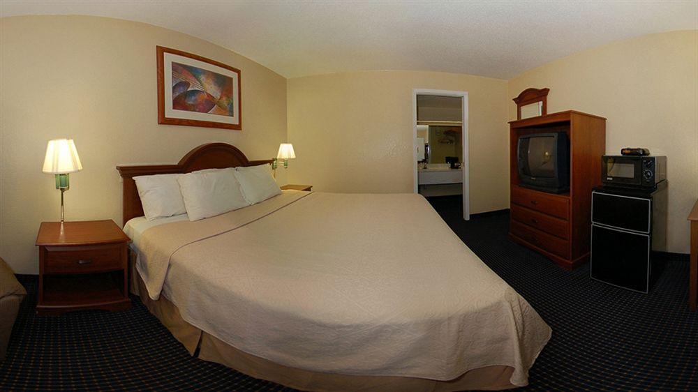 Econo Lodge Kingsville Exterior photo